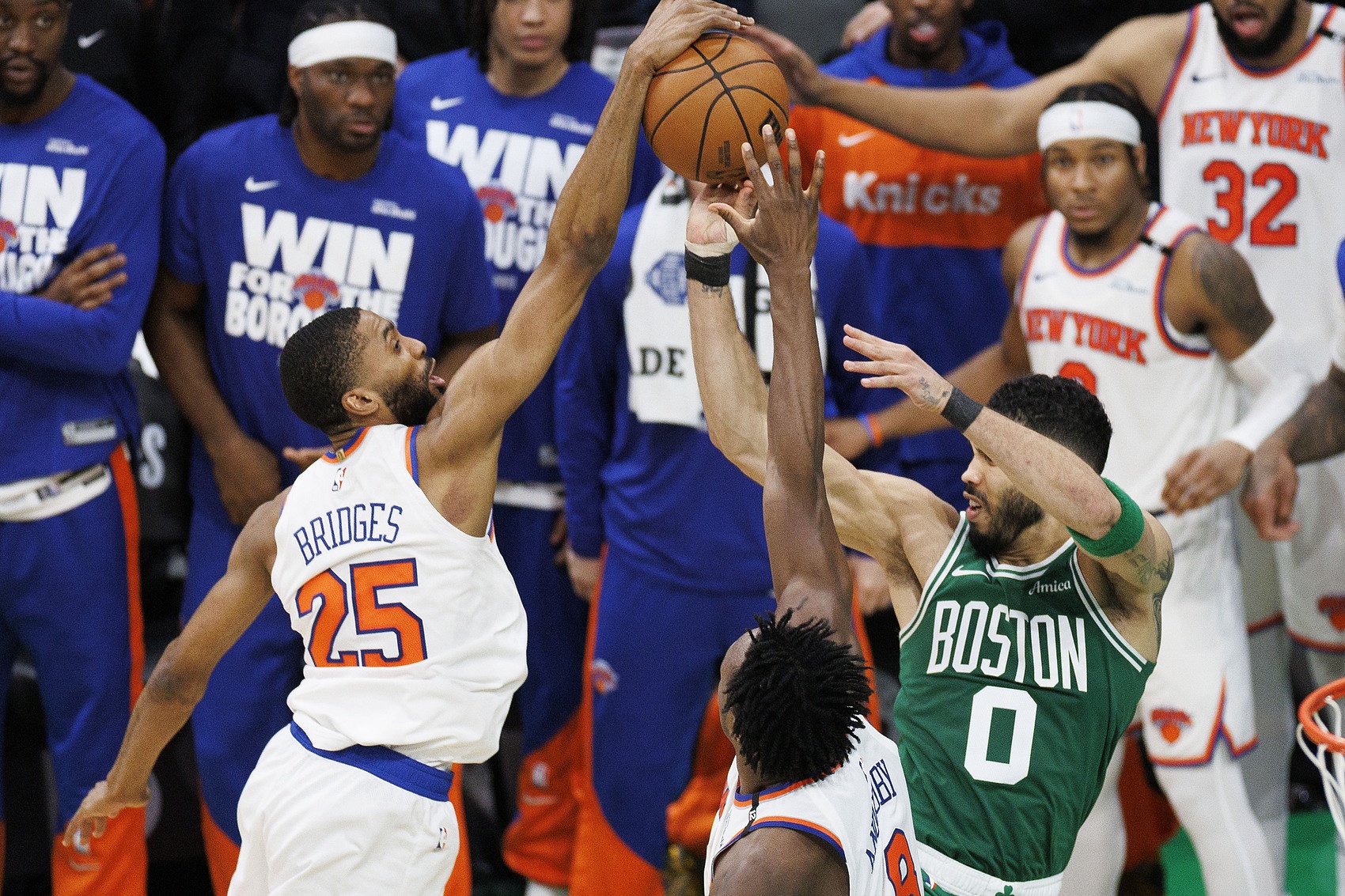 大桥值不值4年1.5亿？尼克斯给首发砸7.4亿 背靠纽约小投资大回报